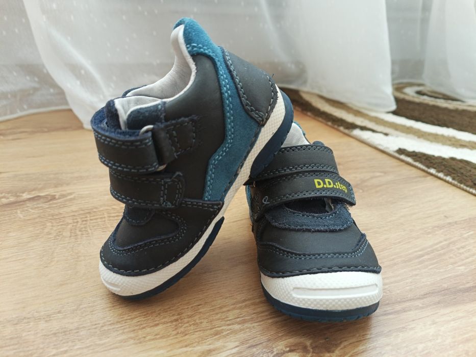 Vând Pantofi DD Step Primii pași