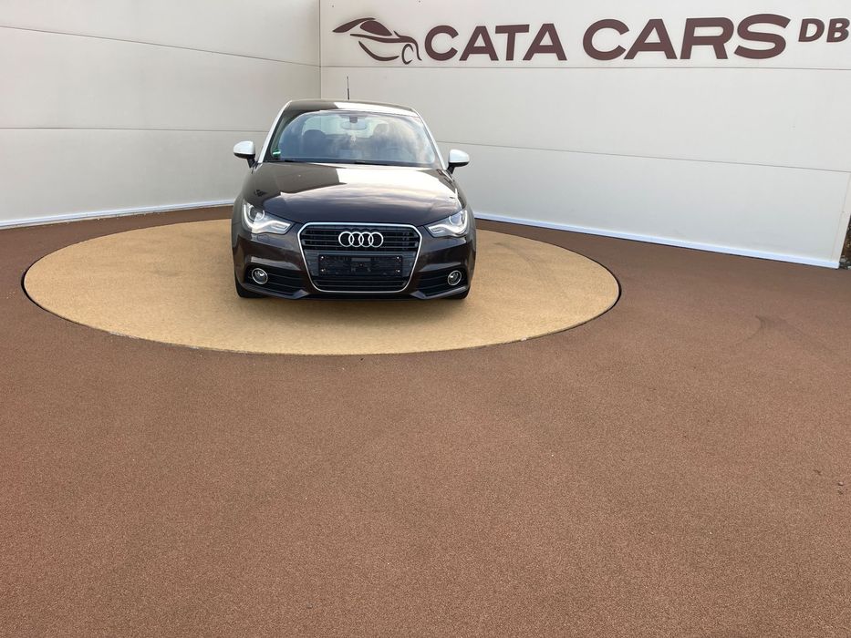 Audi A1 Audi A1 1.2TFSI, 86CP, Euro5, BI-Xenon, Comenzi volan, PDC