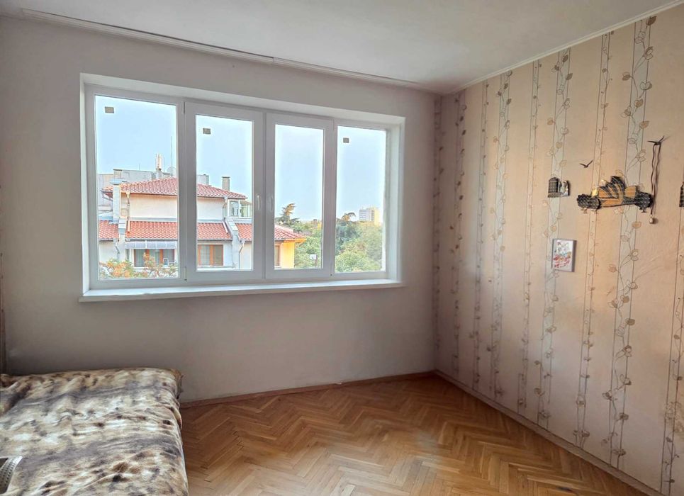 Продава се Тристаен апартамент в Стара Загора, Център - 65 кв.м за 1154 €/кв.м - Снимка #5