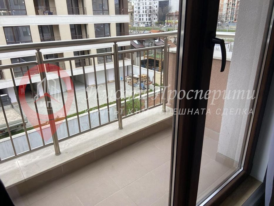 Дава се под наем Тристаен апартамент в София, Център - 82 кв.м за 930 € - Снимка #10