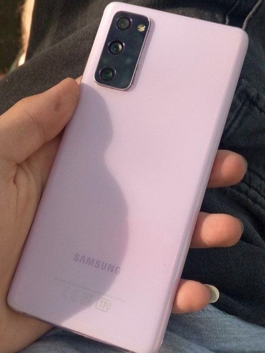 Продам/обмен samsung s20 FE Snapdragon