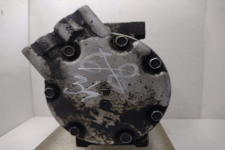 Compresor clima 1.5  8200526884 Dacia Sandero prima generatie seria H