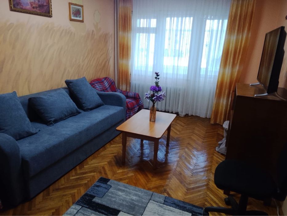 De inchiriat apartament 2 camere , decomandat , parter, George Enescu