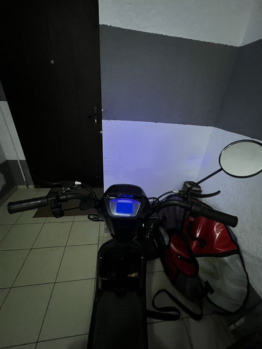 электро скутер SK8