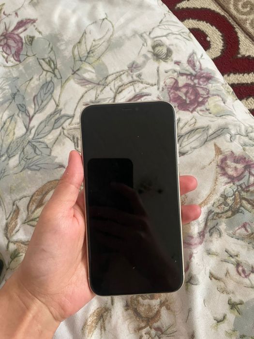 Iphone 11 в хорошем состоянии