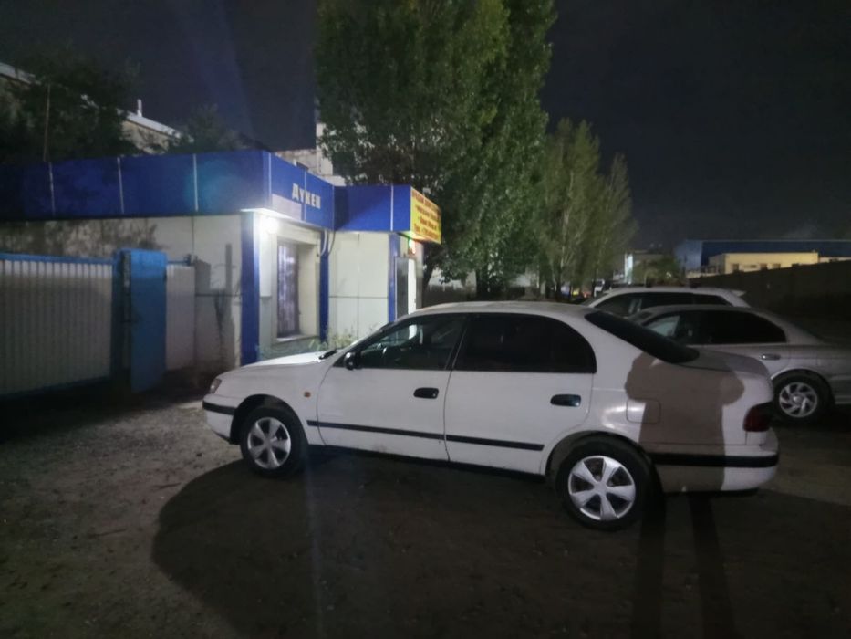 Продам Карина Е 1993 год