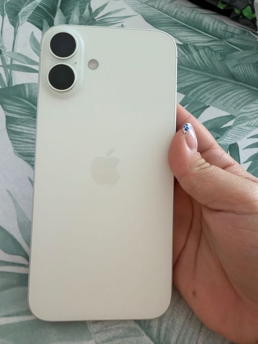 iPhone 16 plus 128 GB