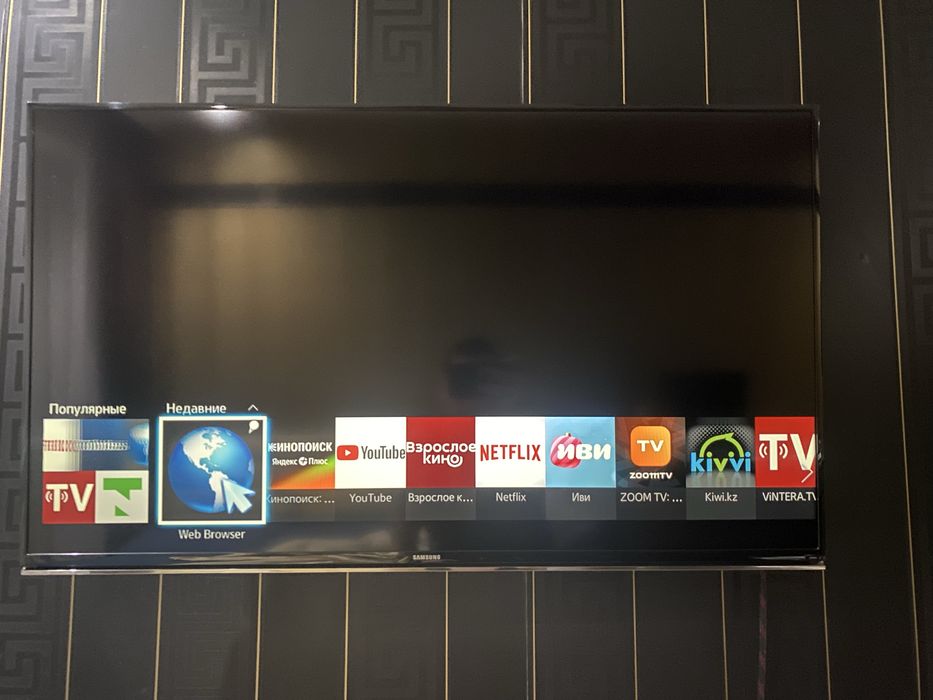 Телевизор Smart TV