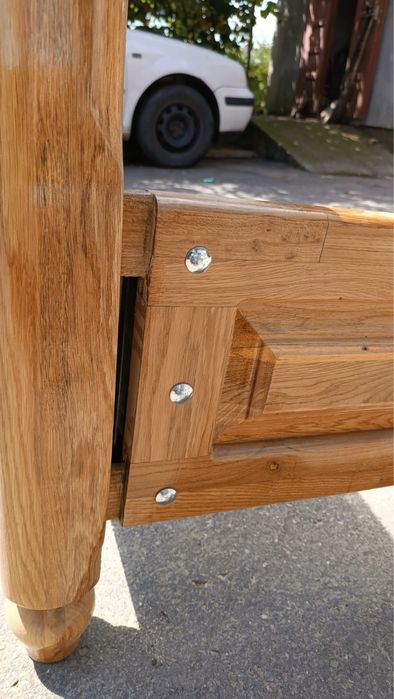 Pat lemn masiv esenta tare - 2 persoane