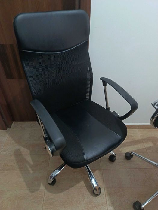 Офис столове 2бр.