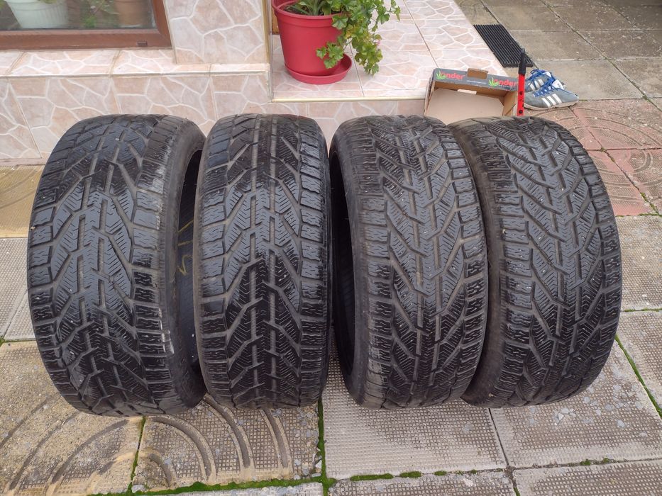 Зимни гуми Tigar Winter 225/45/17