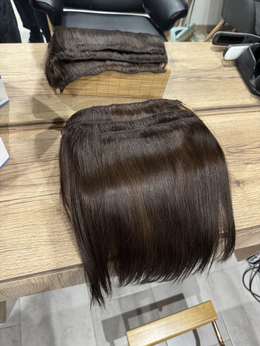 ЕСТЕСТВЕНА КОСА на треса готова за поставяне