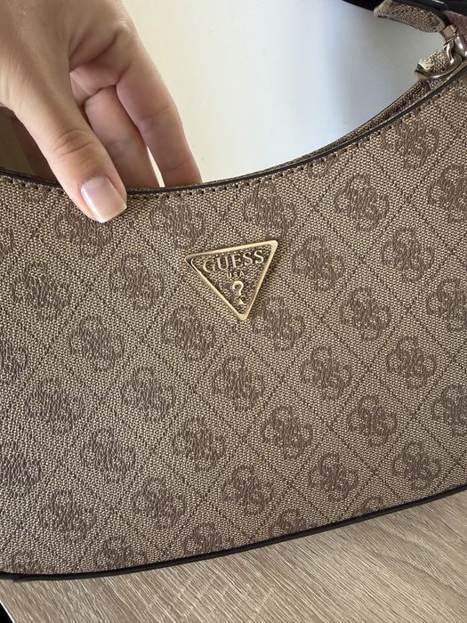 Продам сумку guess оригинал