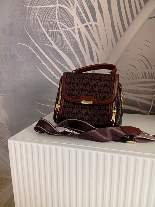 Распродажа сумок