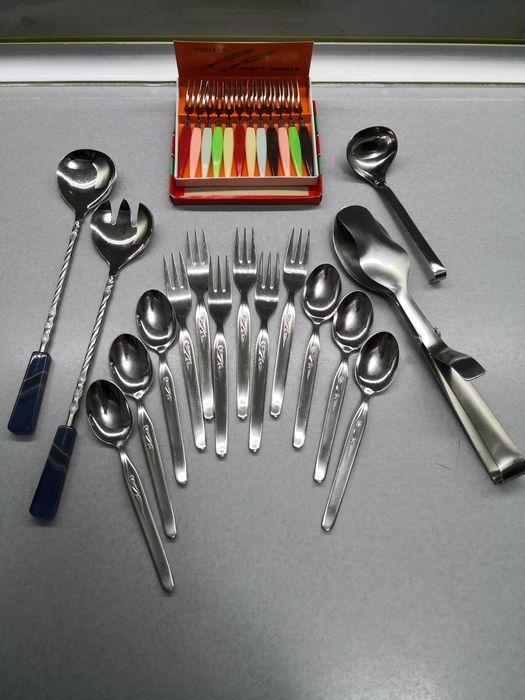 Декорации, малка кашпа, овлажнител