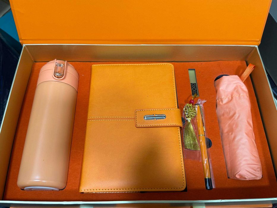 Подарочный Наборы Ежедневник Блокнот Флешка Повербанк Кошелек Зонтик