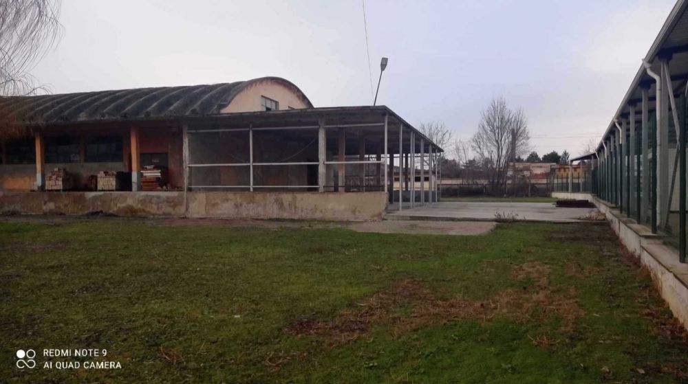 Продава се Склад в Полски Тръмбеш - 8000 кв.м за 43 €/кв.м - Снимка #2