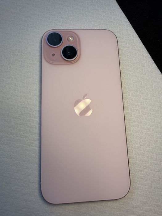 iPhone 15 Pink - Ideal pentru Piese
