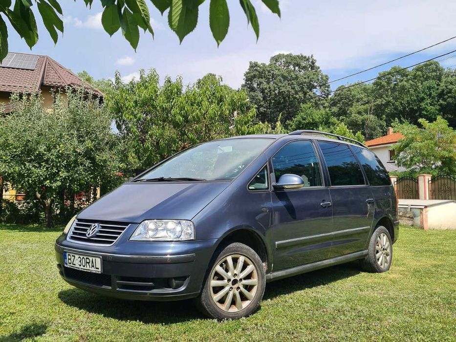 VOLKSWAGEN Sharan