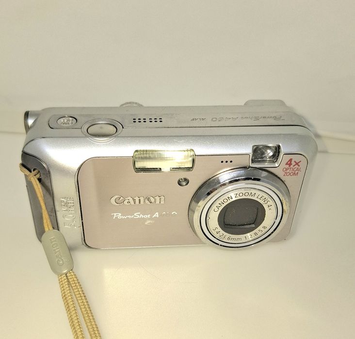 Компактен дигитареп фотоапарат CANON Powershot A460