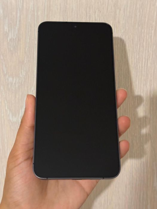 Samsung Galaxy S24 plus