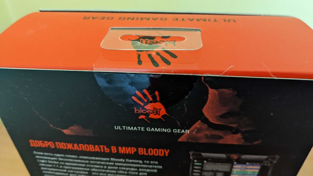 Новые наушники JBL Quantum 200