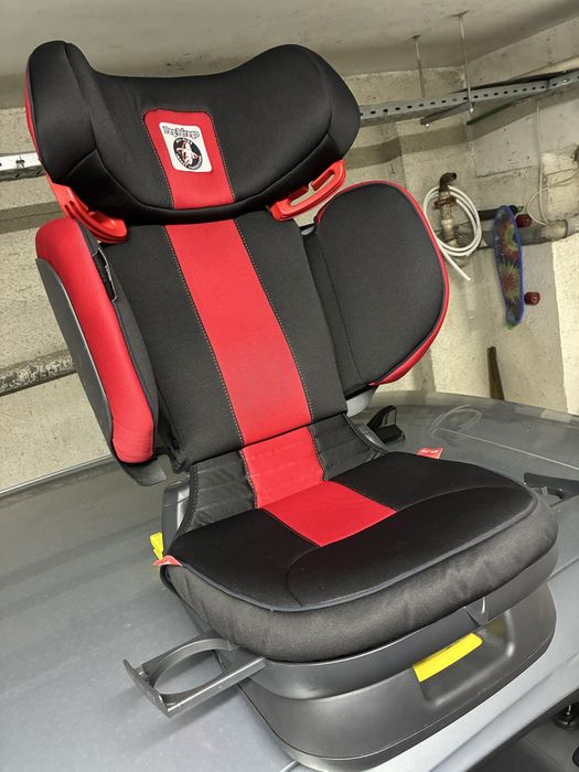Scaun auto Peg Perego Viaggio + husa Aeromoov + umbrela Fulger McQueen
