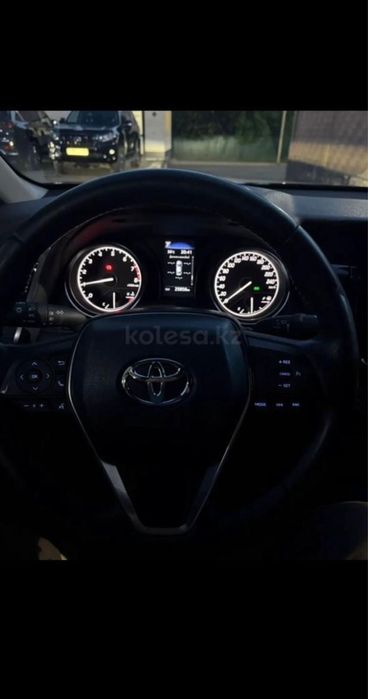 Продам тайота камри