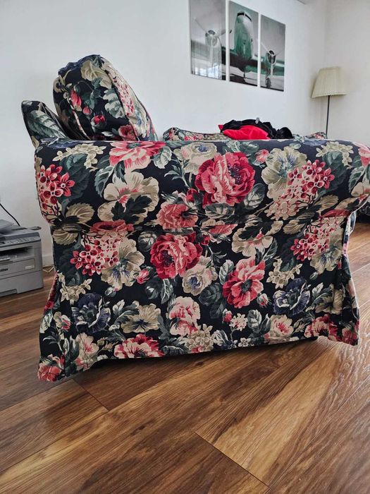 Триместен ъглов диван и кресло / фотьойл от серия EKTORP на ИКЕА