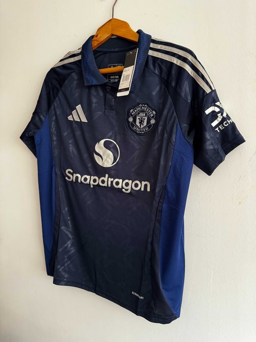 Манчестър Юнайтед 24/25 Гостуващи Тениски