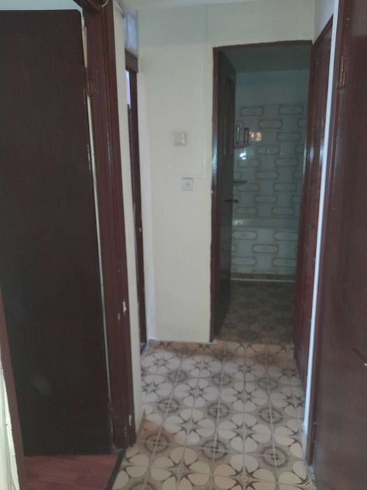 Vand apartament 3 camere - Drumul Taberei, București.