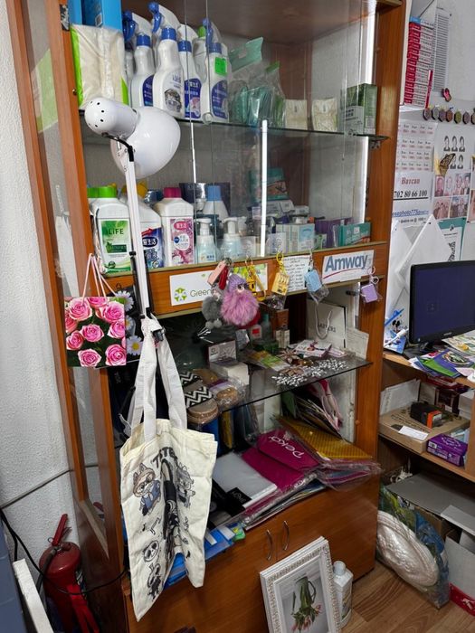 Шкаф стол стул все по 5000