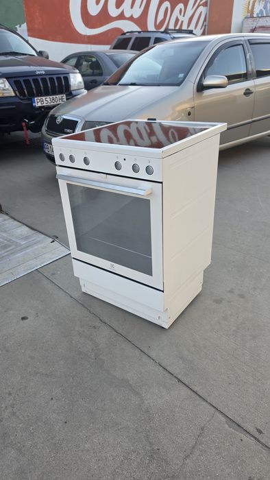 Печка Electrolux 60см