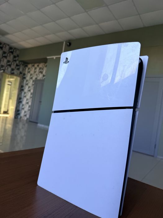 PlayStation 5 , 1tb