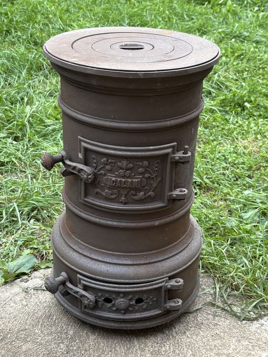 Soba din fonta Vintage