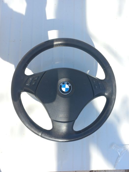 Bmw e90 волан 2007г.