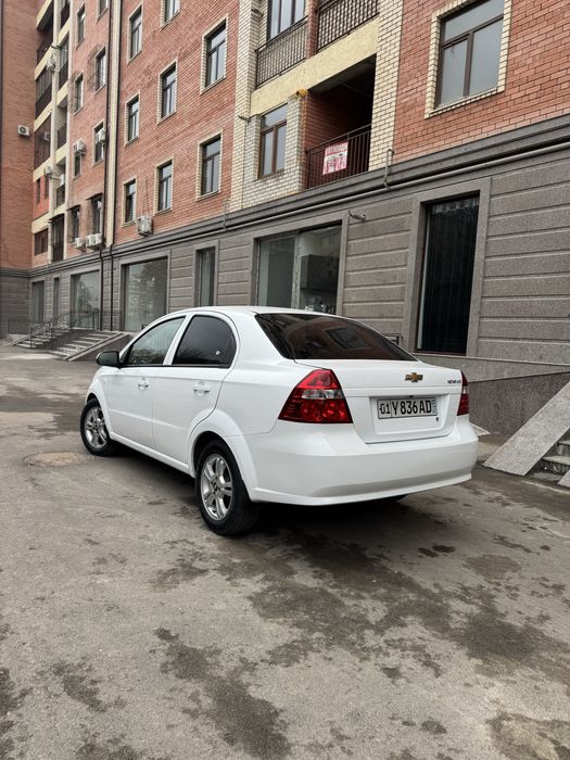 Vikup  arenda Nexia 3 Avtomat