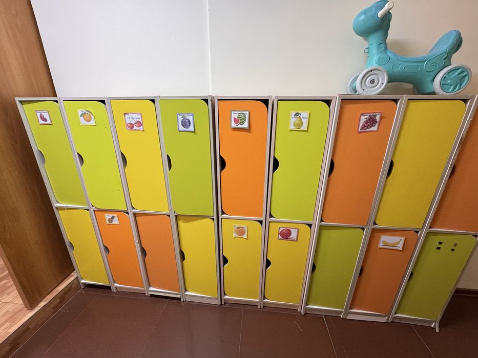 банки,шкафчики не дорого