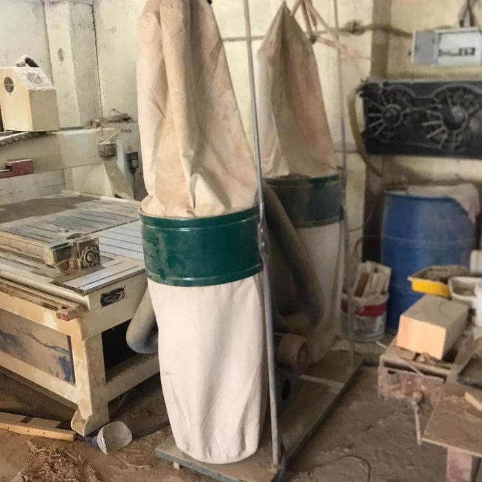 Продам два ЧПУ станка и столярные станки