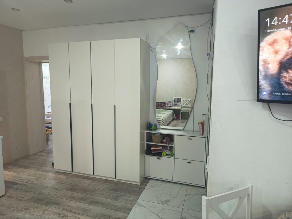 Продам 3х ком.студию