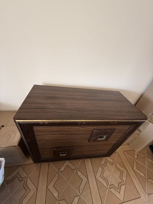 Запазена спалня 160x200 с матрак, скрин и шкафче подарък