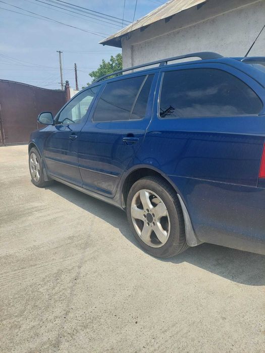 Skoda Octavia 2 Face Lift 2011 motor 2000D