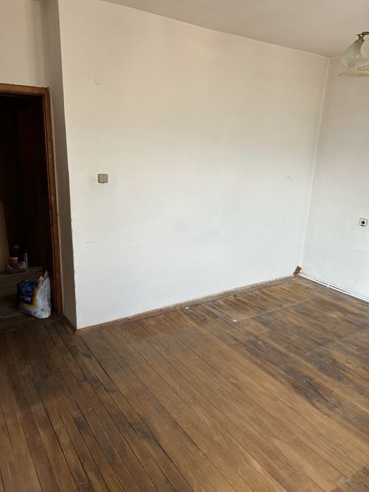 Продава се Многостаен апартамент в Вършец - 120 кв.м за 567 €/кв.м - Снимка #1