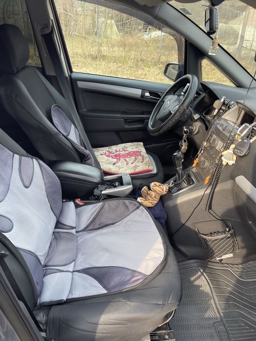 Autoturism OpelZafiraB