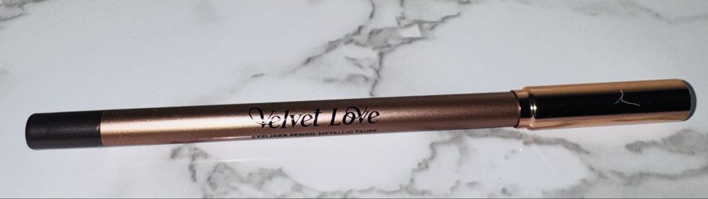 Creion de ochi Zoeva velvet love