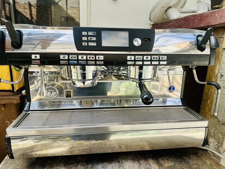 Espresor Nuova Simonelli, Astoria Plus 4 You , Cimbali