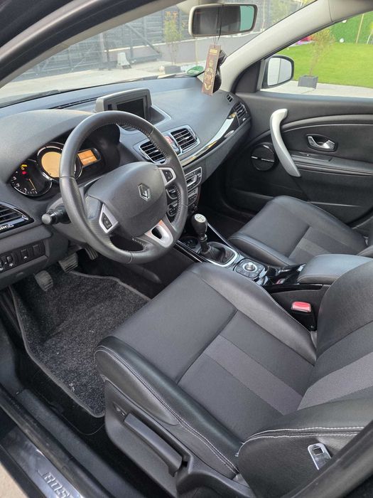 Renault Megane 2012   1.9 Tdi Bose