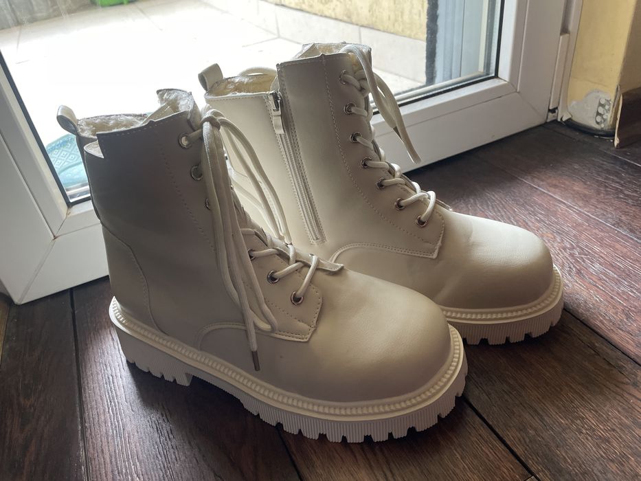 Дамски боти с подплата 39 номер