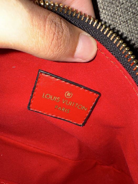 Geanta de umar louis vuitton