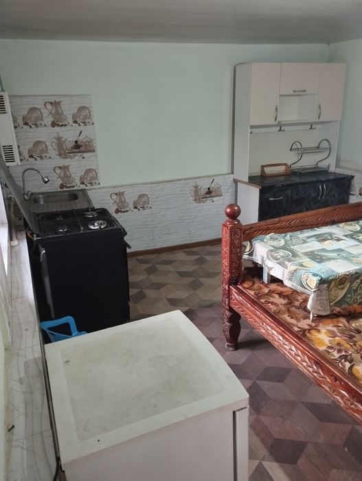 Ижарага ховли еш оилага.шароит яхши узок муддатга Склад цех ишлатса бу